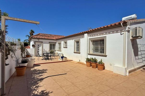 5 bed villa in Moraira