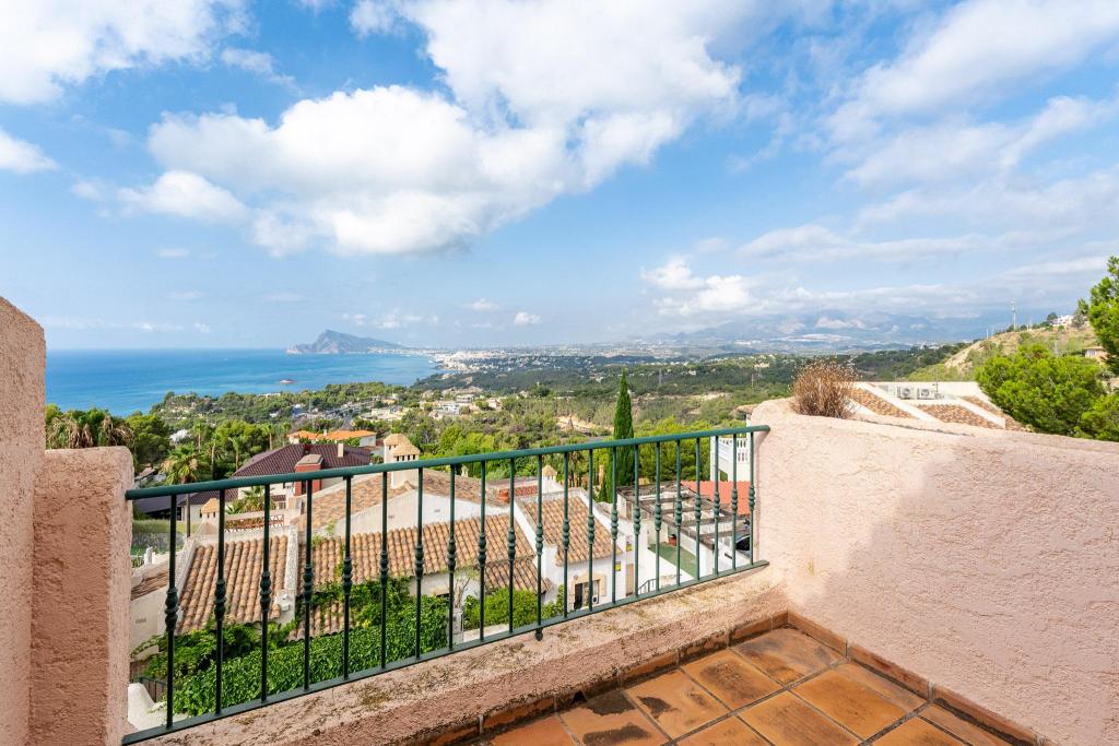 4 bed town_house in Altea