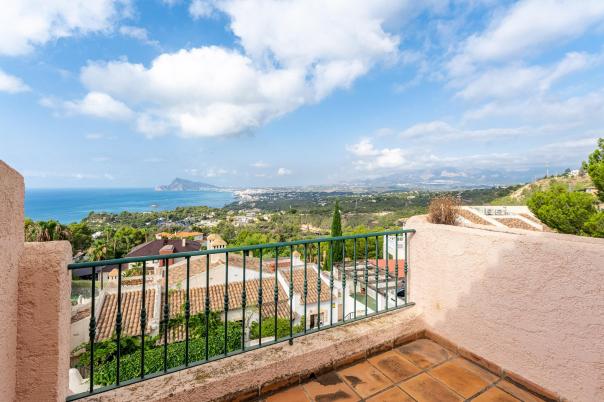 4 bed town_house in Altea