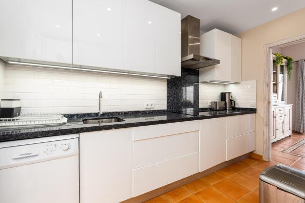 4 bed town_house in Altea