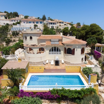5 bed villa in Benitachell