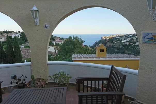 5 bed villa in Benitachell
