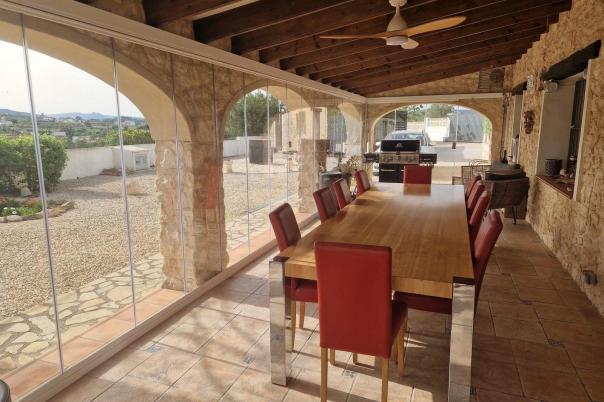 4 bed villa in Teulada