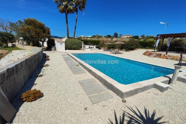 4 bed villa in Teulada