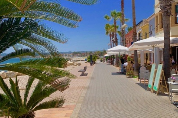 Javea Port - Guide to Javea Harbour - Duanes de la Mar
