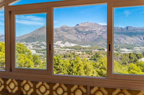 4 bed villa in La Nucía