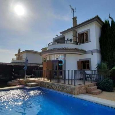 3 bed villa in Finestrat