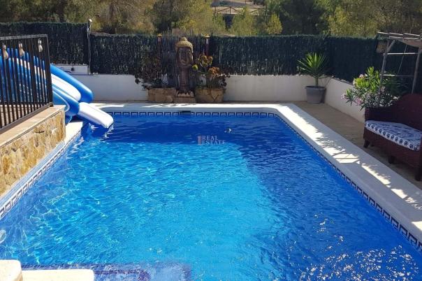 3 bed villa in Finestrat