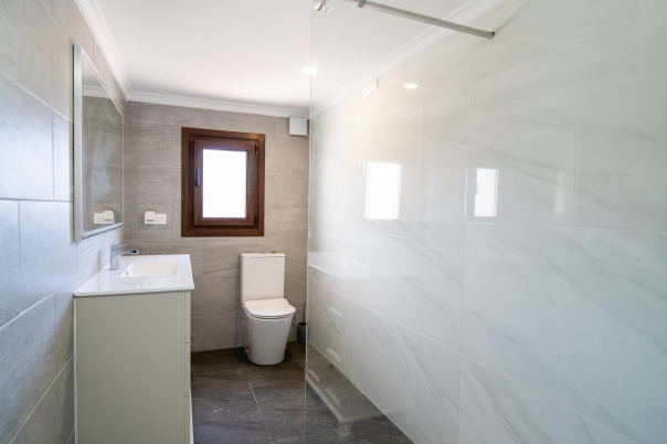5 bed villa in Moraira