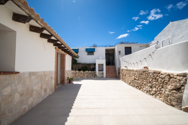 5 bed villa in Moraira