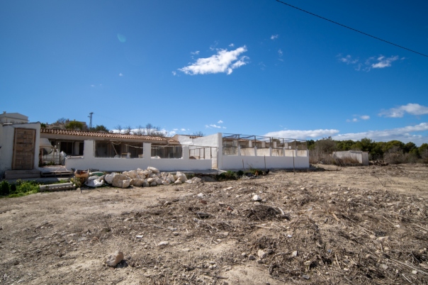 5 bed villa in Moraira