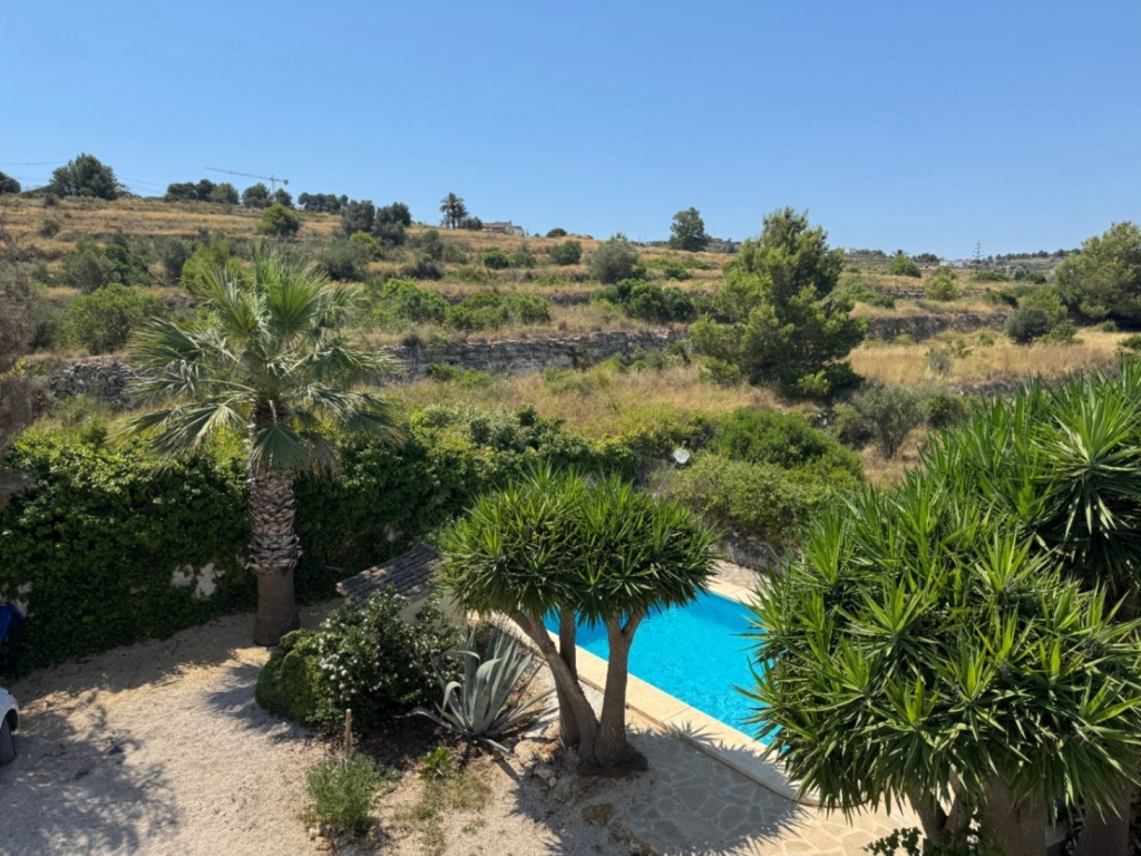 4 bed finca in Benitachell