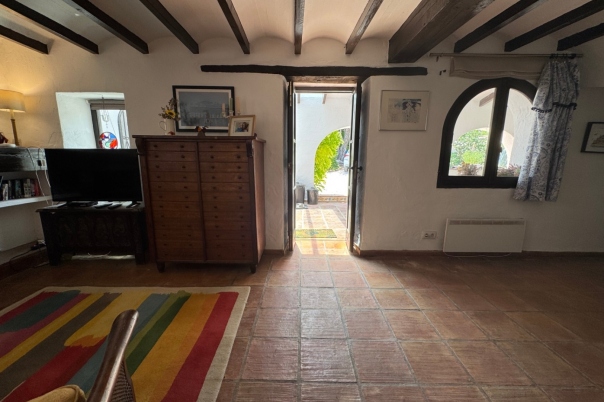 4 bed finca in Benitachell