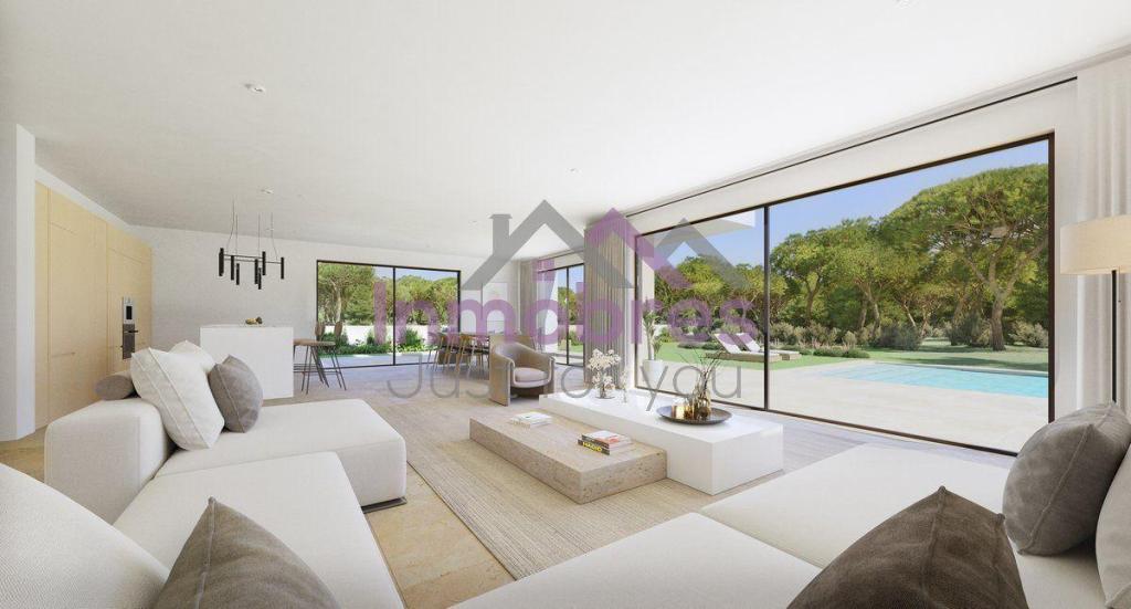 4 bed casa / chalet in Jávea