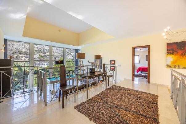 4 bed villa in Altea