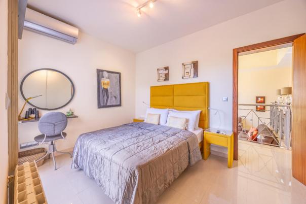 4 bed villa in Altea