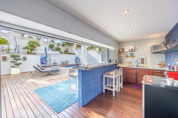 4 bed villa in Altea