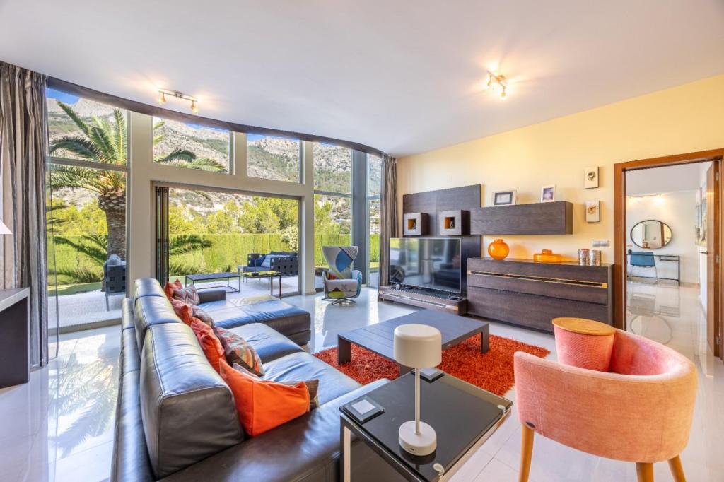 4 bed villa in Altea