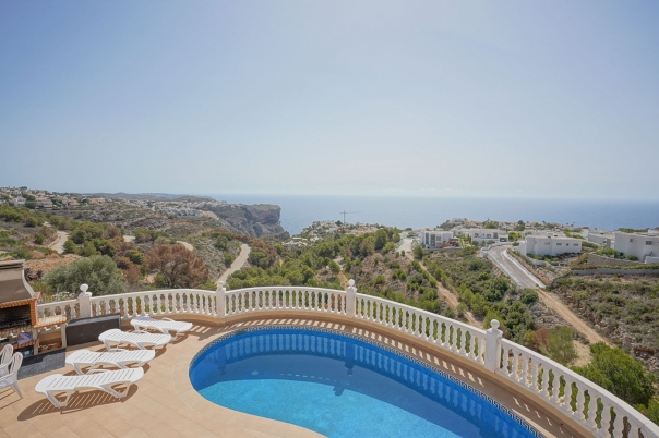 3 bed villa in Benitachell