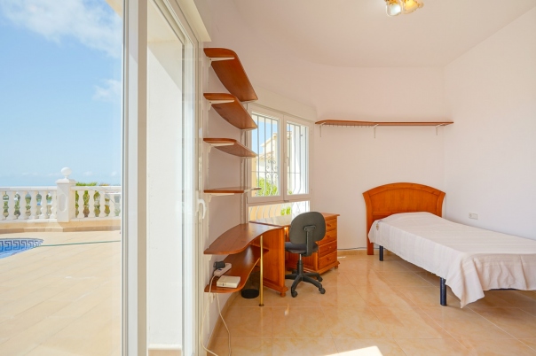 3 bed villa in Benitachell