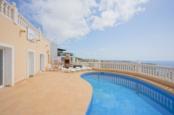 3 bed villa in Benitachell