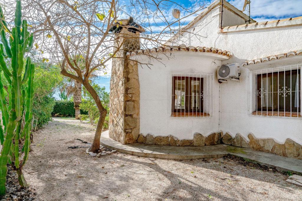 2 bed villas in Moraira
