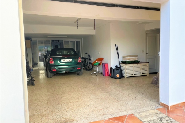 5 bed villa in Gandia