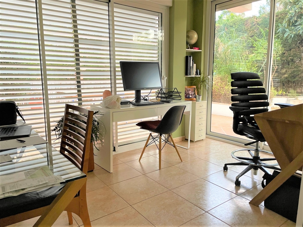 5 bed villa in Gandia