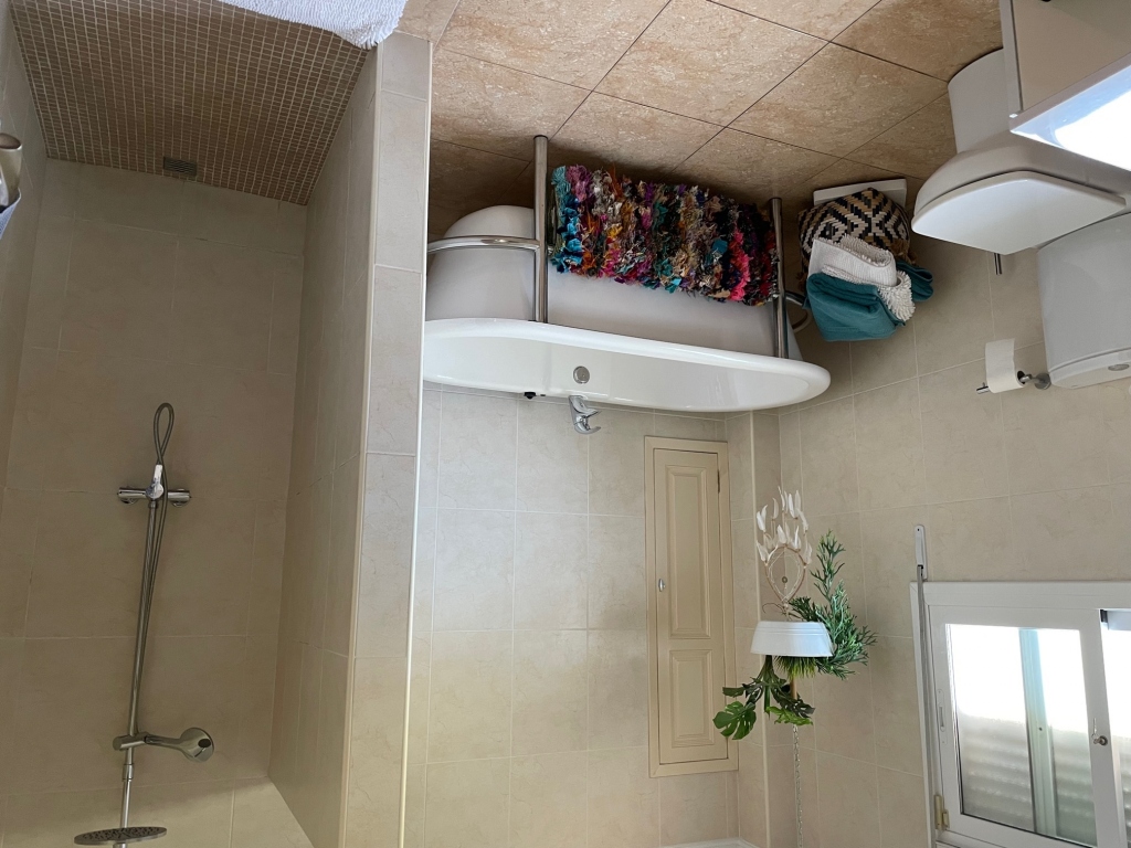 5 bed villa in Gandia