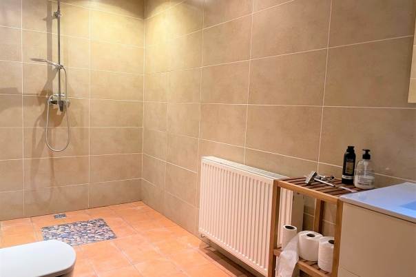 5 bed villa in Gandia