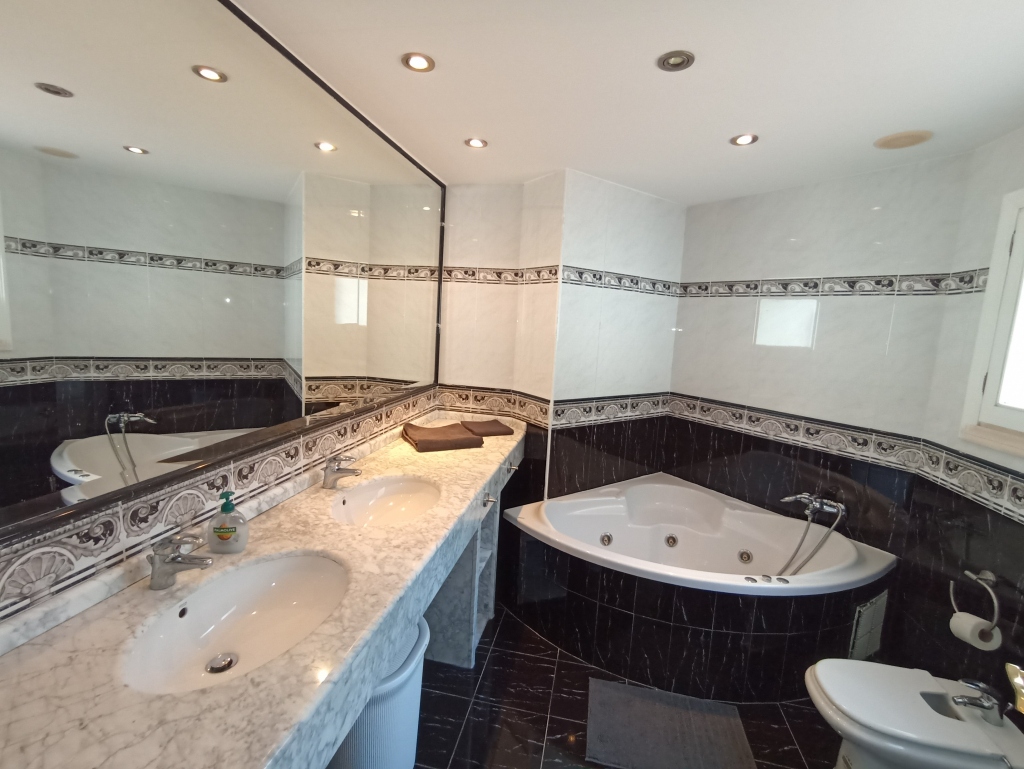 4 bed villa in Moraira