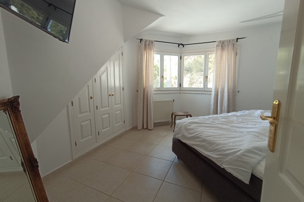 4 bed villa in Moraira