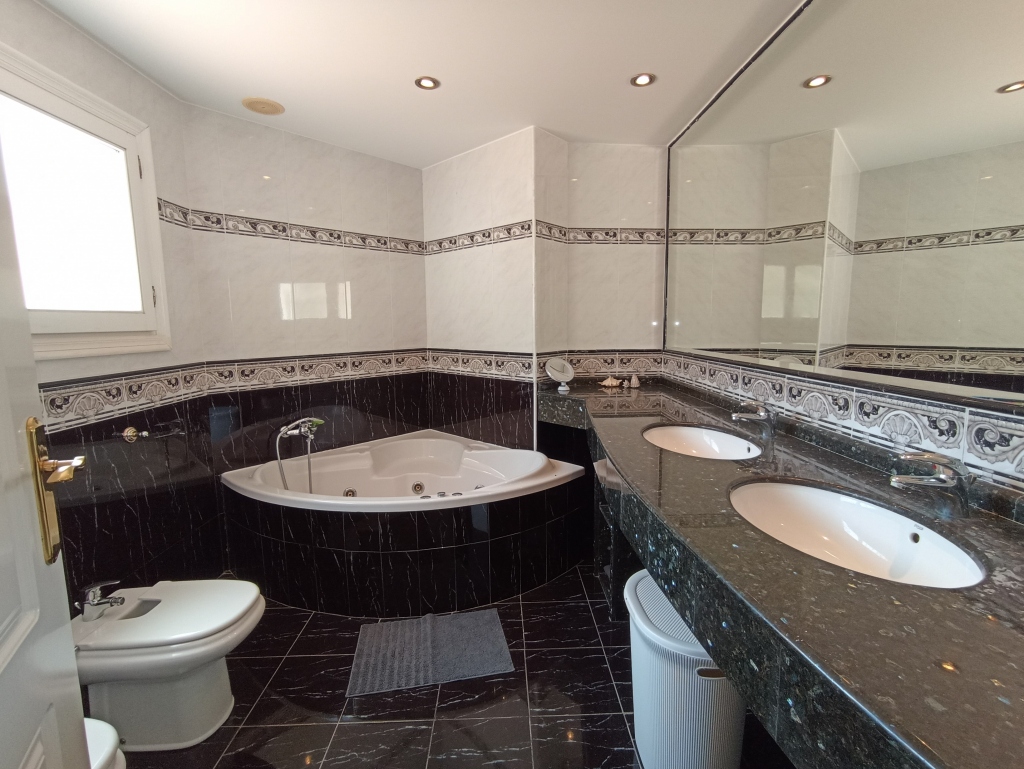4 bed villa in Moraira