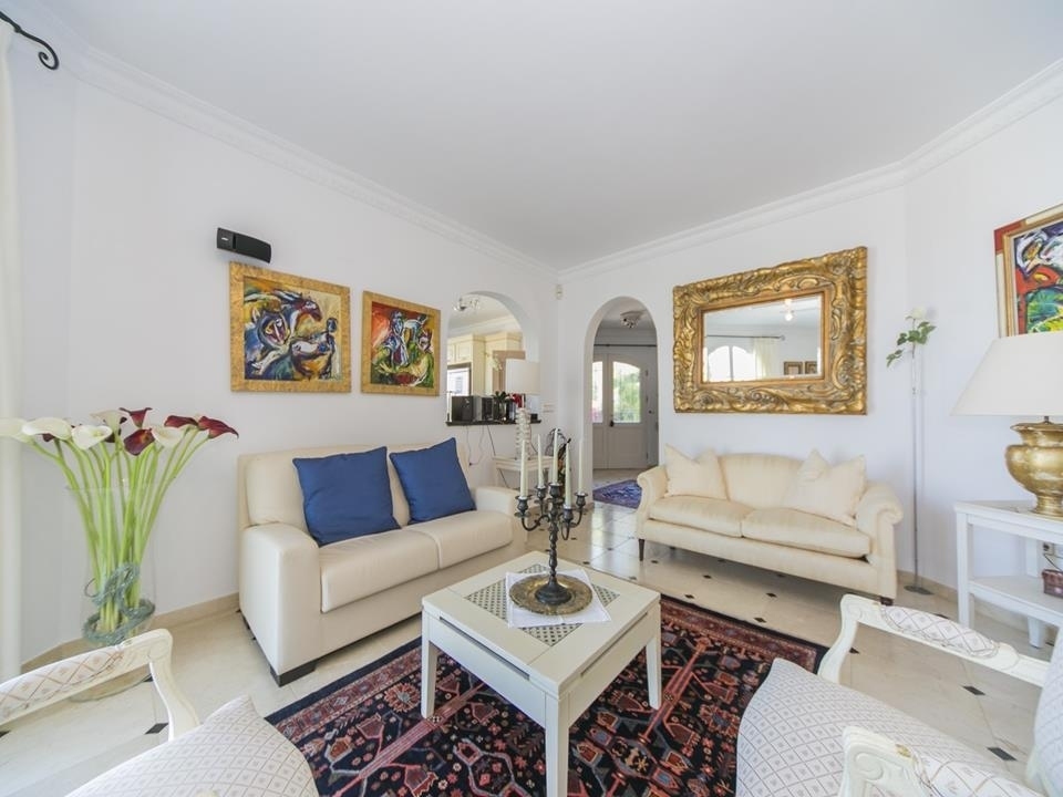 5 bed villa in Denia