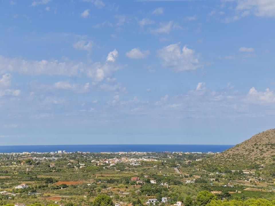 5 bed villa in Denia
