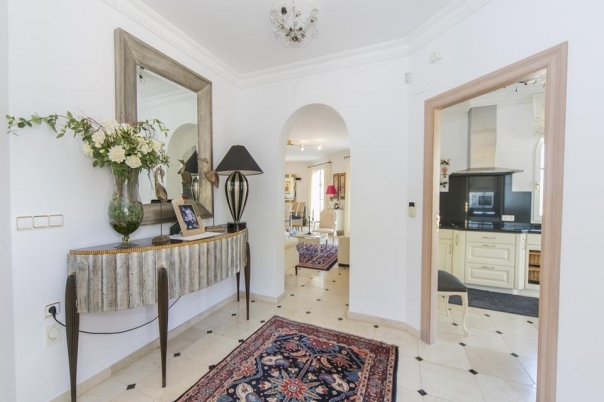 5 bed villa in Denia