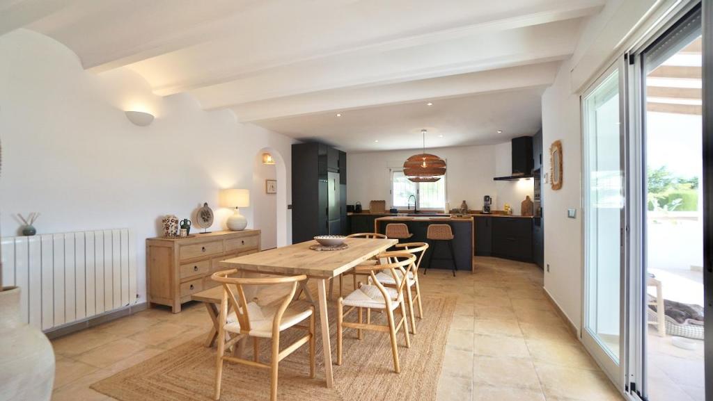 3 bed villas in Benitachell