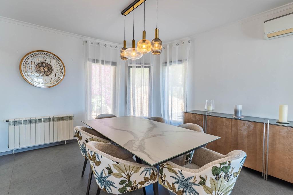 5 bed villa in Altea