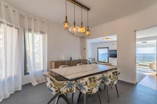 5 bed villa in Altea