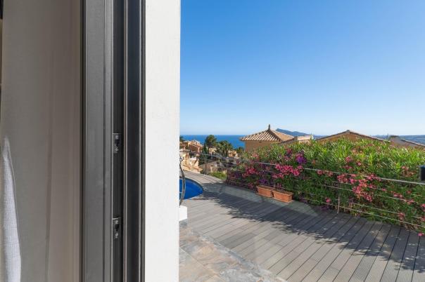 5 bed villa in Altea