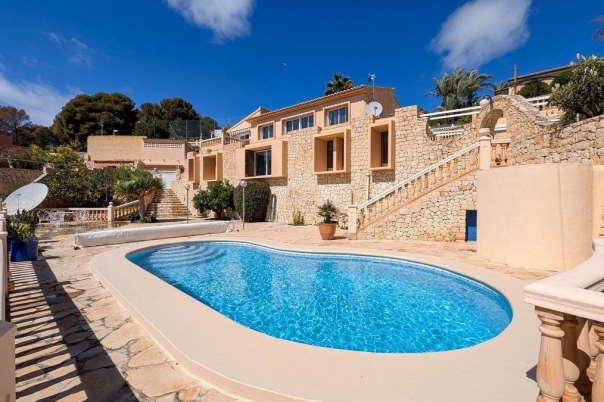 4 bed casa / chalet in Calpe / Calp
