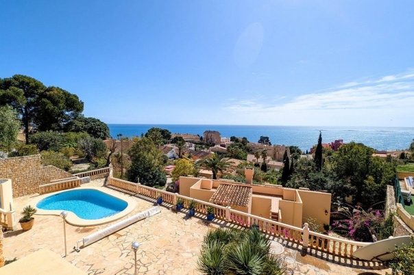 4 bed casa / chalet in Calpe / Calp