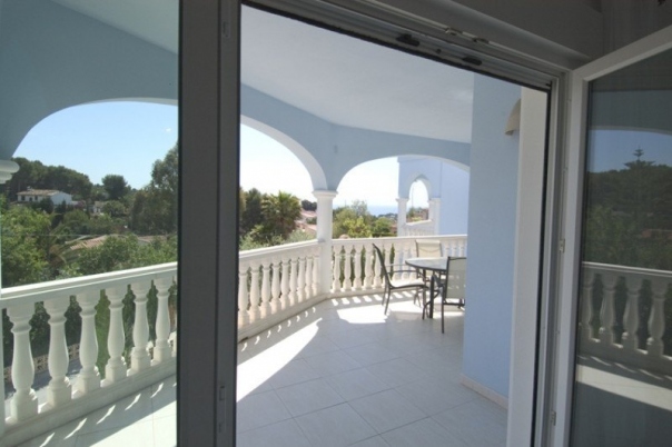 2 bed apartment in Benissa