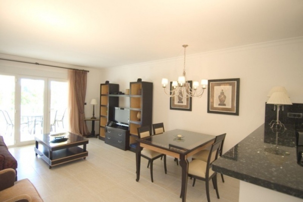 2 bed apartment in Benissa