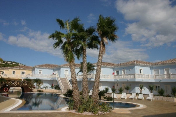 2 bed apartment in Benissa