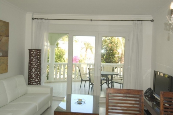 2 bed apartment in Benissa