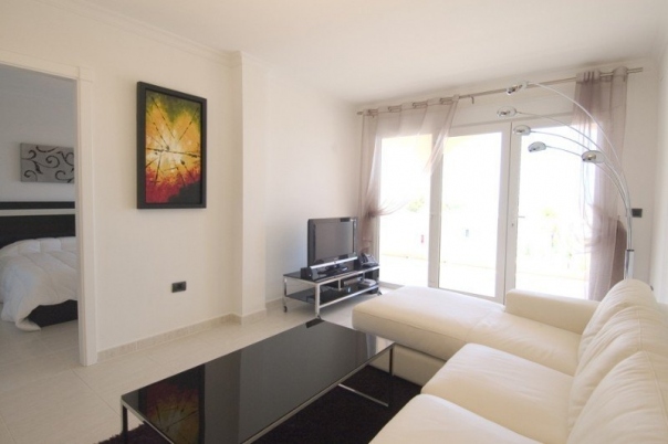 2 bed apartment in Benissa