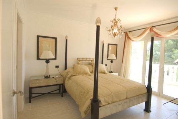 2 bed apartment in Benissa