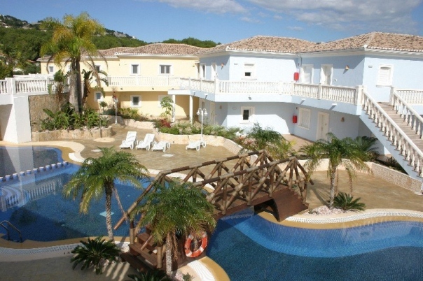 2 bed apartment in Benissa