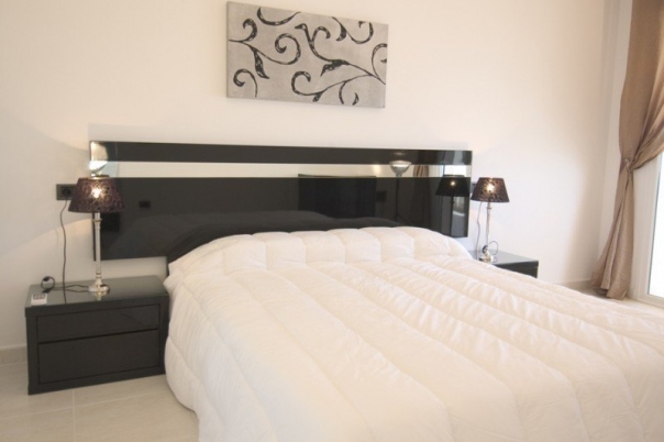 2 bed apartment in Benissa